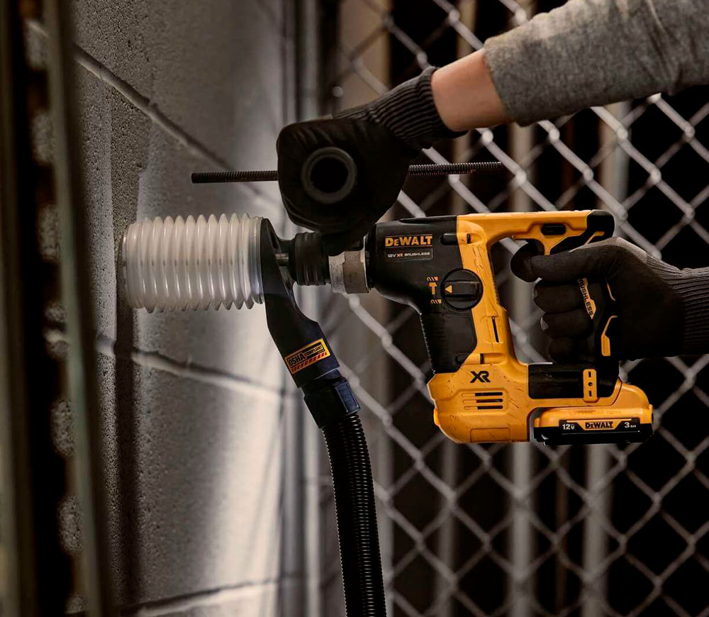 Перфоратор аккумуляторный DEWALT DCH072L2-QW 1.2Дж 12В 3Ач photo 3