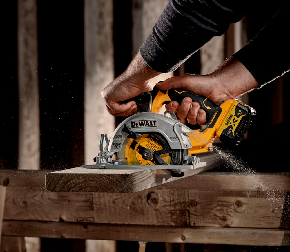 Дисковая пила аккумуляторная (без аккумуляторов) DEWALT DCS512N-XJ 140мм 12В photo 5