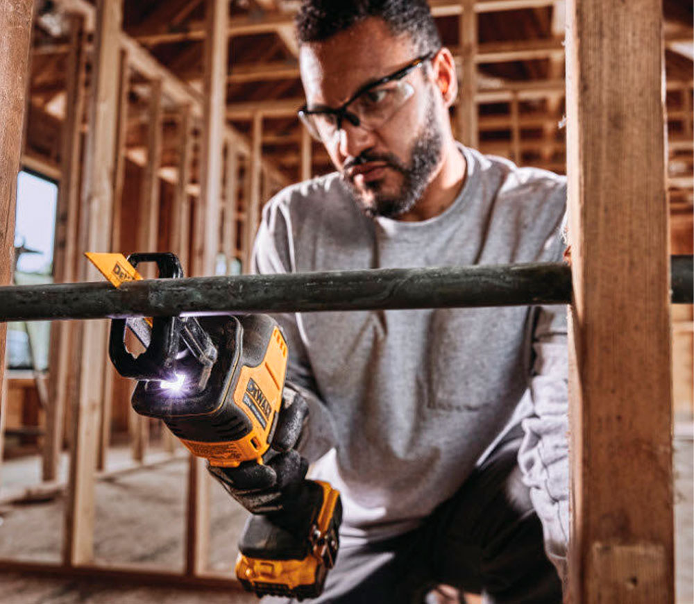 Сабельная пила аккумуляторная (без аккумуляторов) DEWALT DCS369NT 18В photo 4