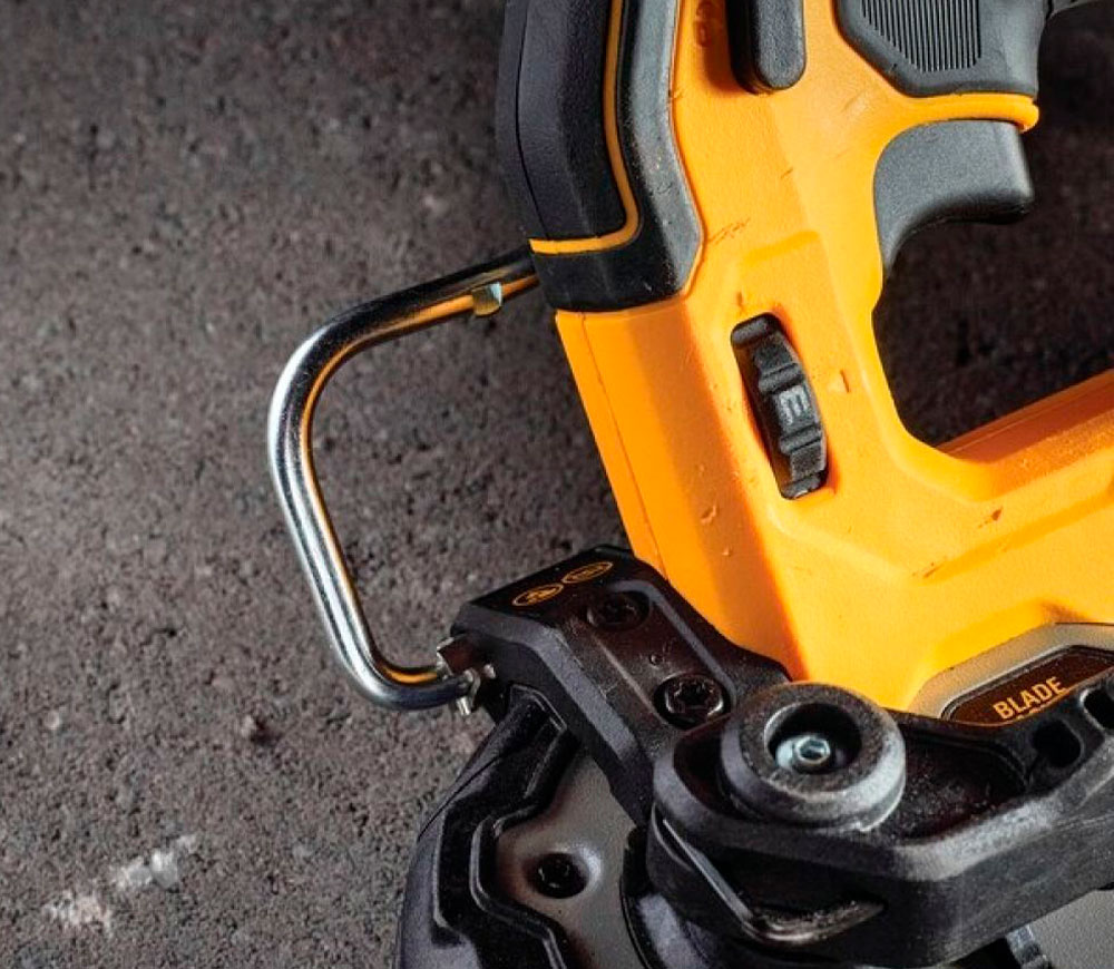 Сабельная пила аккумуляторная (без аккумуляторов) DEWALT DCS377NT-XJ 18В photo 1