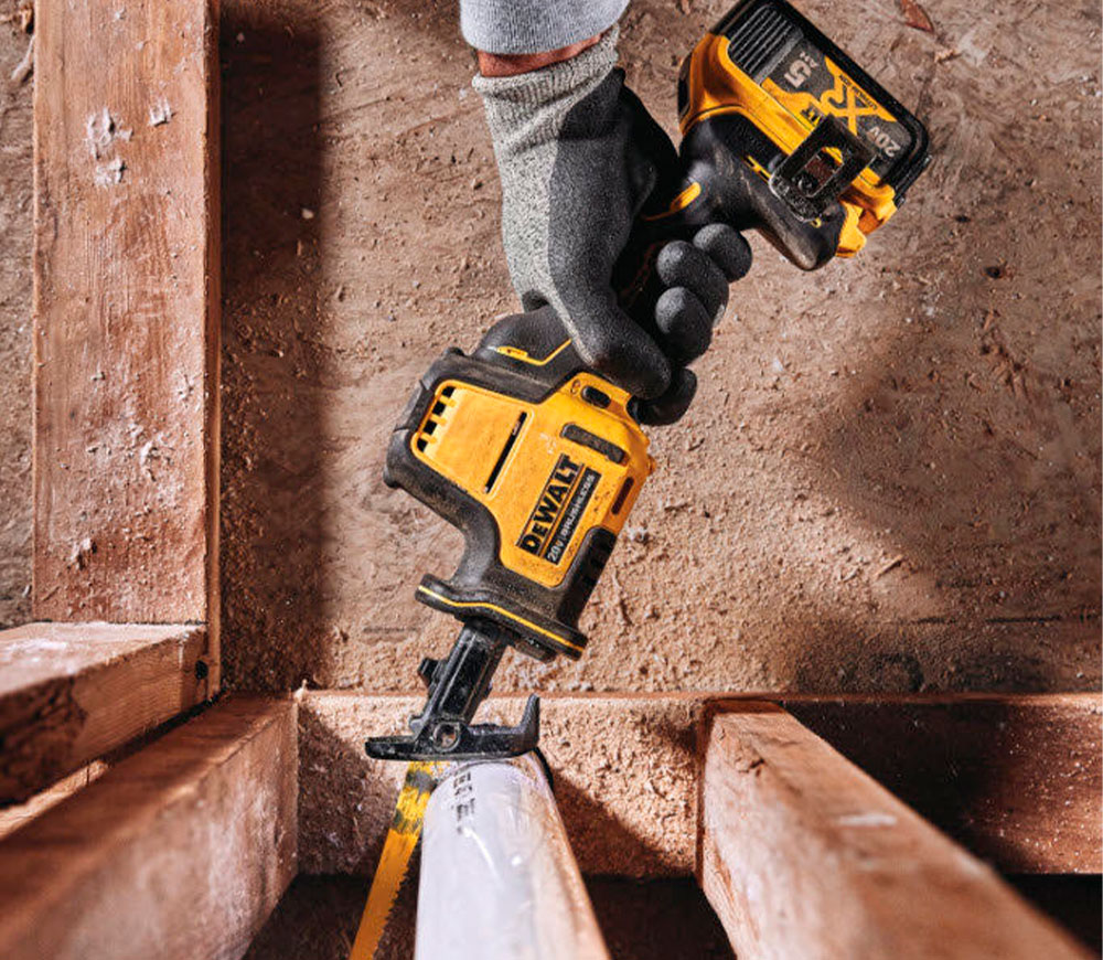 Сабельная пила аккумуляторная (без аккумуляторов) DEWALT DCS369NT 18В photo 6