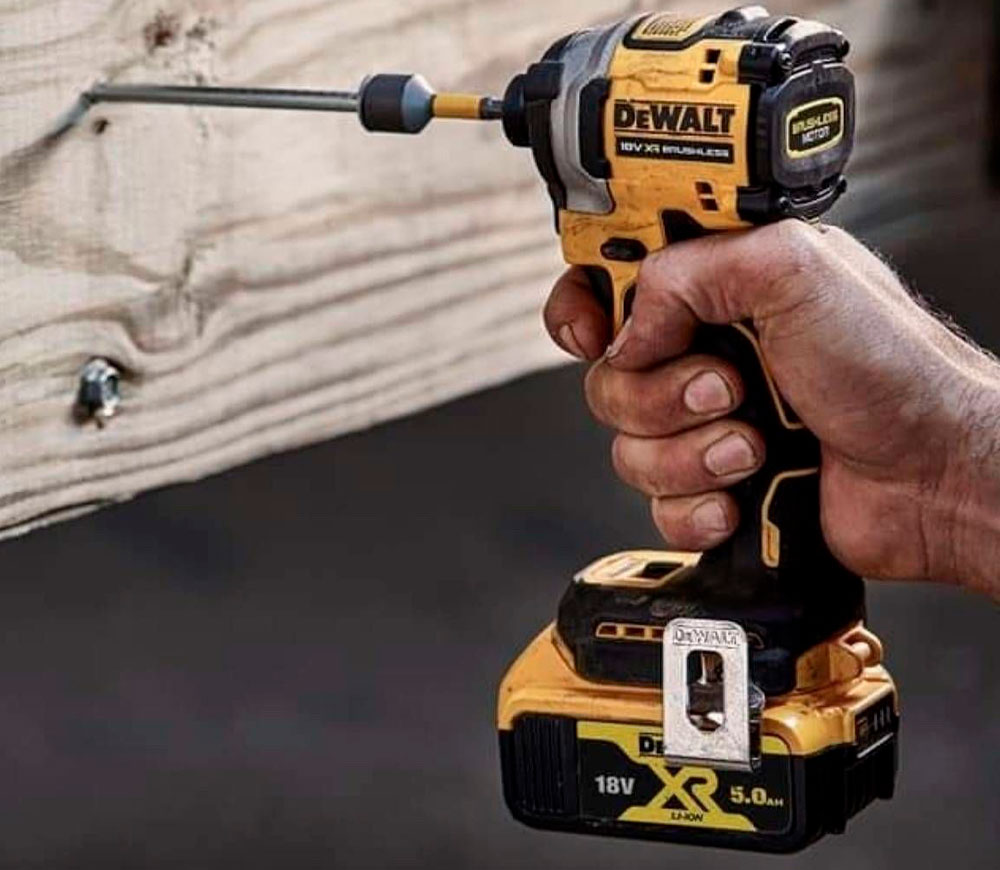 Шуруповерт аккумуляторный DEWALT DCF850P2T-QW 18В 5Ач photo 3