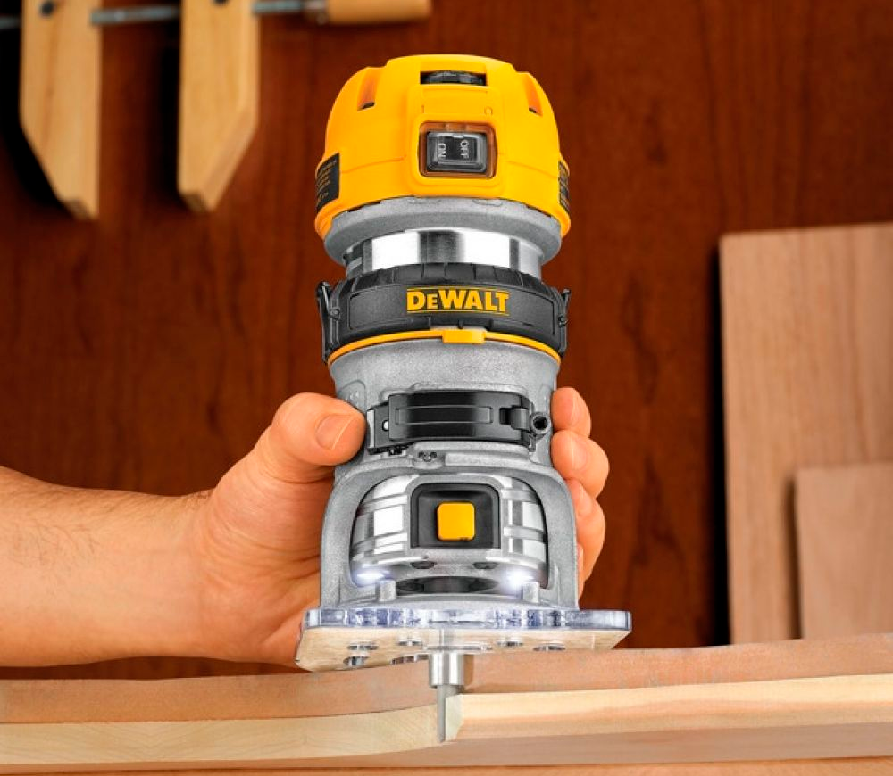 Фрезер DEWALT D26200 900вт photo 3