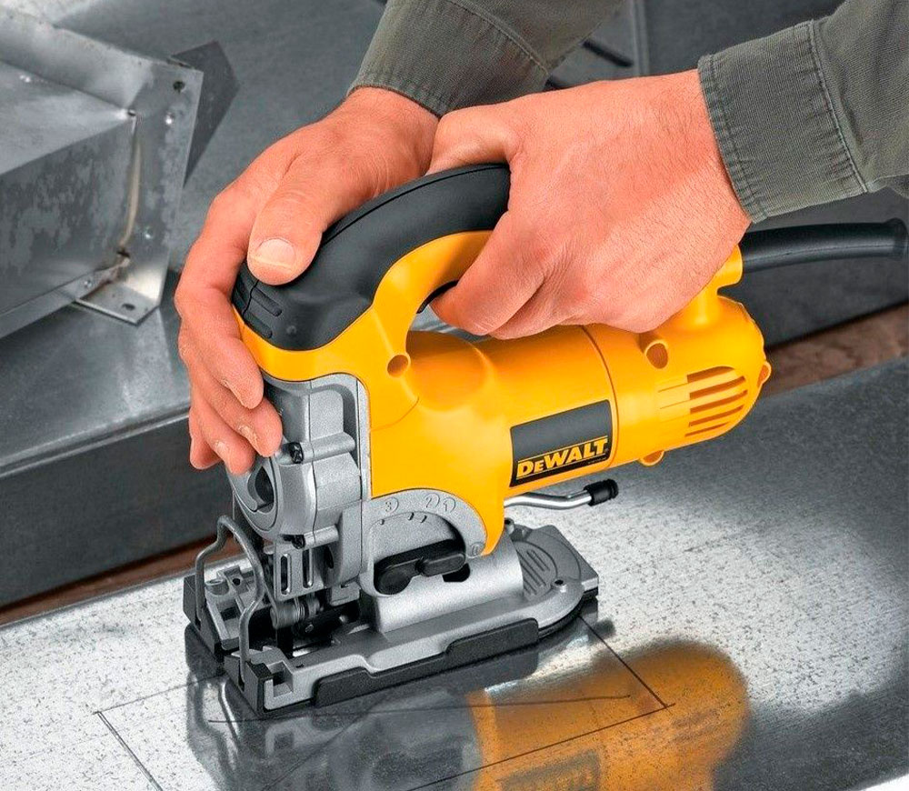 Лобзик DEWALT DW331KT 701вт photo 8