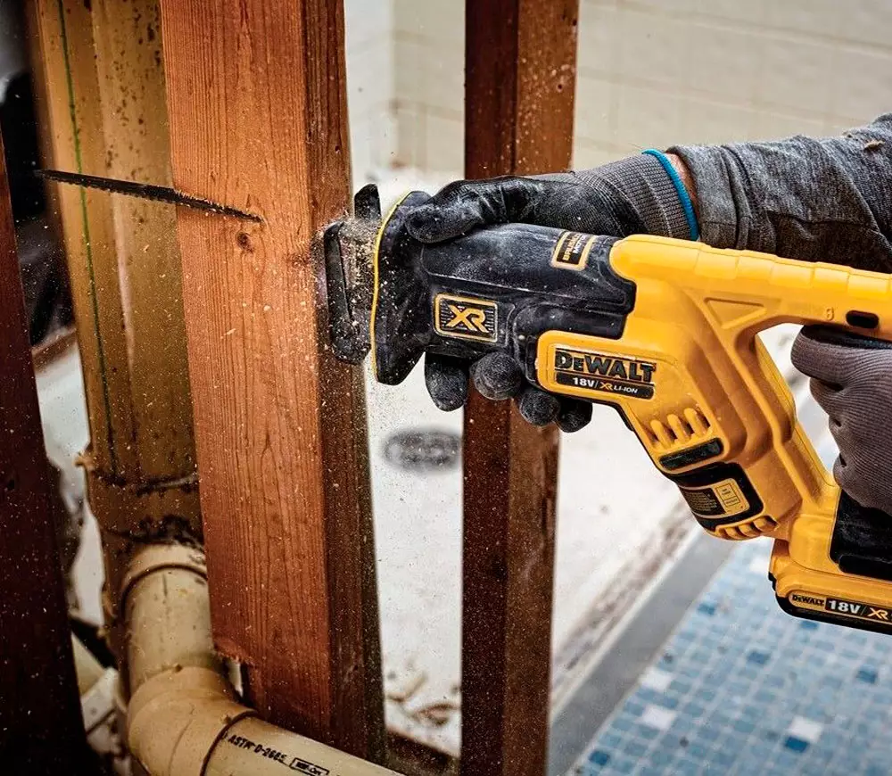 Сабельная пила аккумуляторная DEWALT DCS367P2 18В 5Ач photo 7