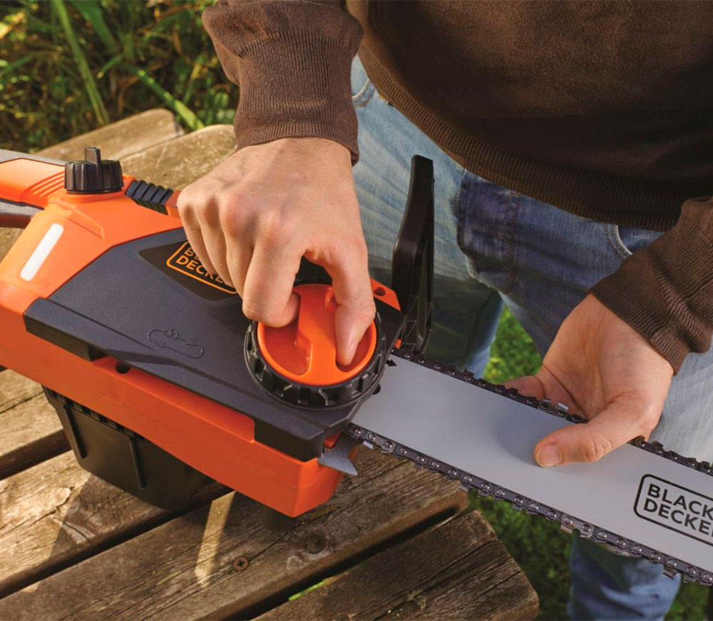 Цепная пила электрическая BLACK&DECKER CS2245-QS 2200вт 450мм photo 1