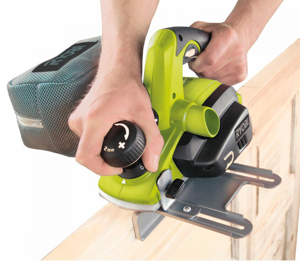 Рубанок Ryobi EPN7582NHG 750вт 82мм photo 9