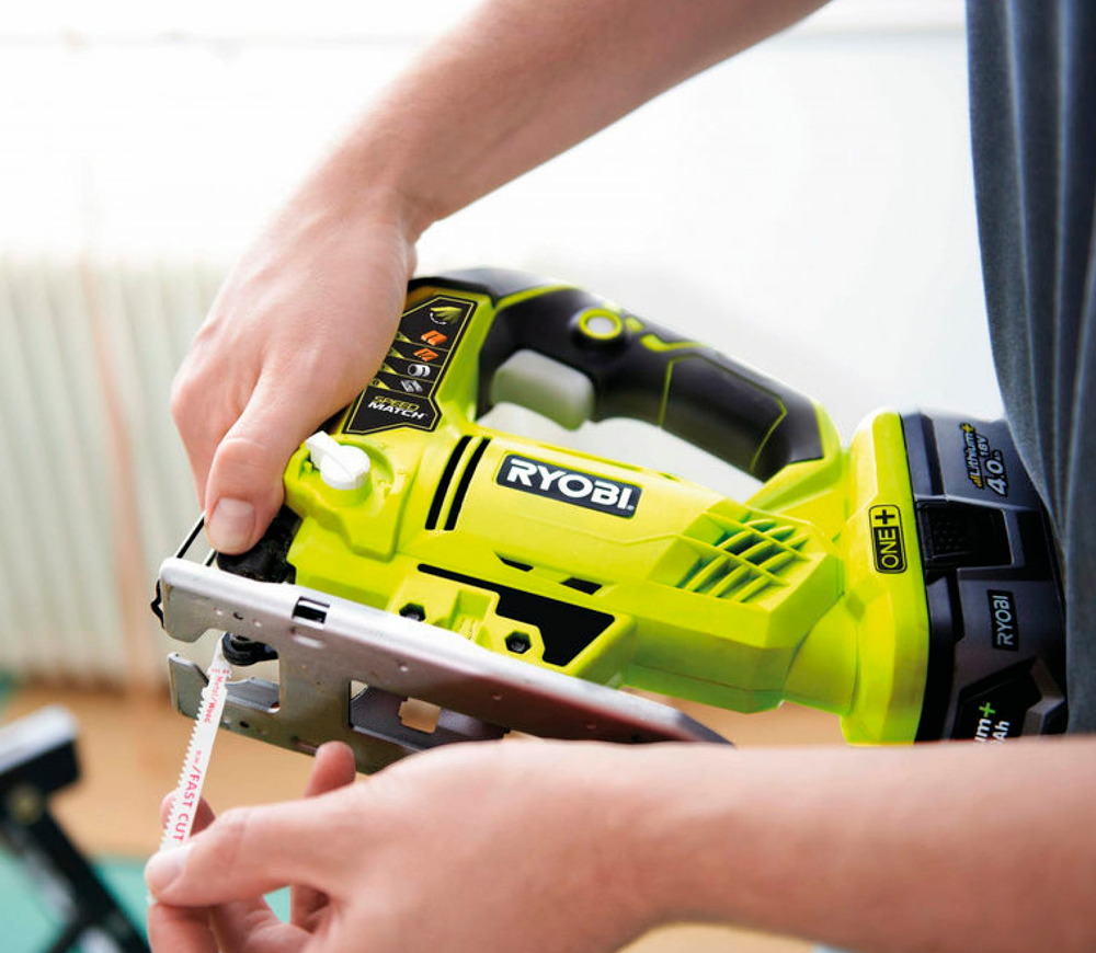 Лобзик аккумуляторный (без аккумуляторов) RYOBI R18JS-0 18В photo 2