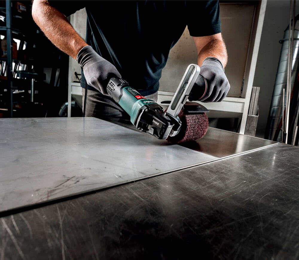 Шлифмашина  щеточная METABO SE 17-200 RT 1700вт 200мм photo 3