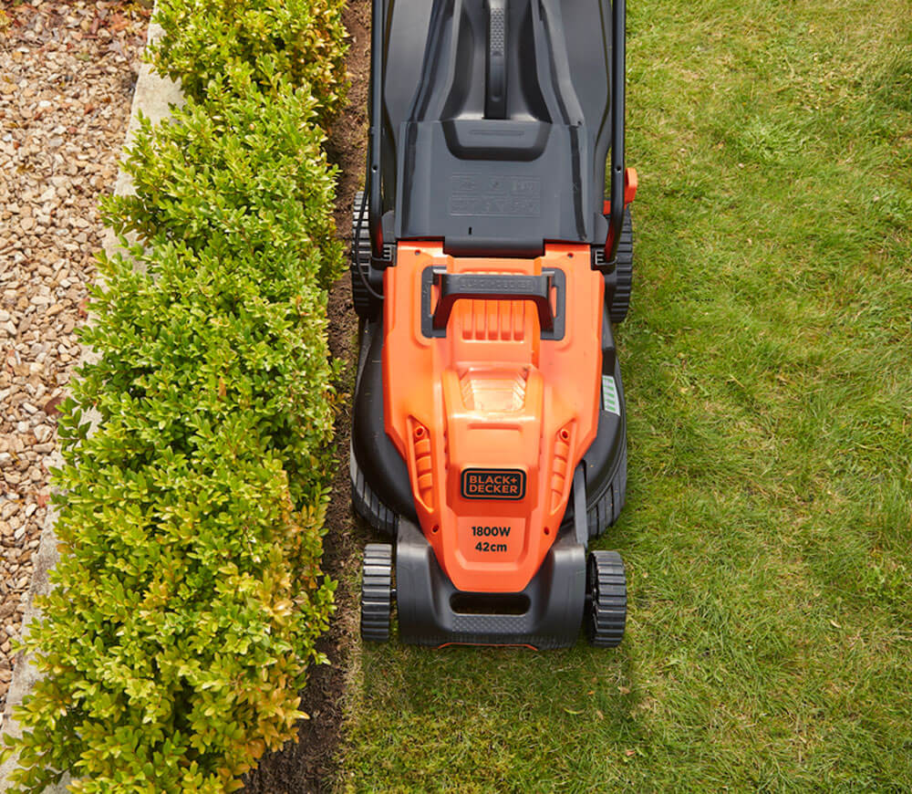 Mașină de tuns gazonul electrică BLACK&DECKER BEMW481 1800w 420mm photo 1