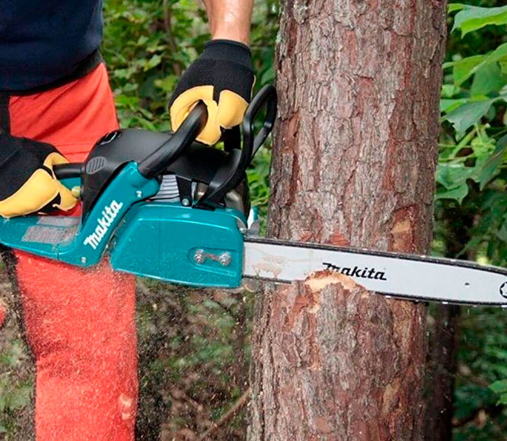 Цепная пила бензиновая MAKITA EA4300F45C 450мм 42.4см3 photo 4