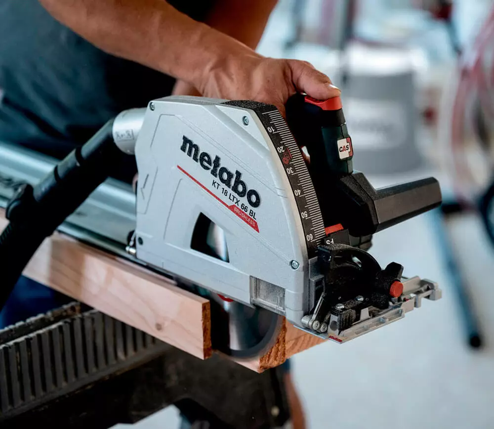 Дисковая пила аккумуляторная (без аккумуляторов) METABO T 18 LTX 66 BL 165мм 18В photo 6