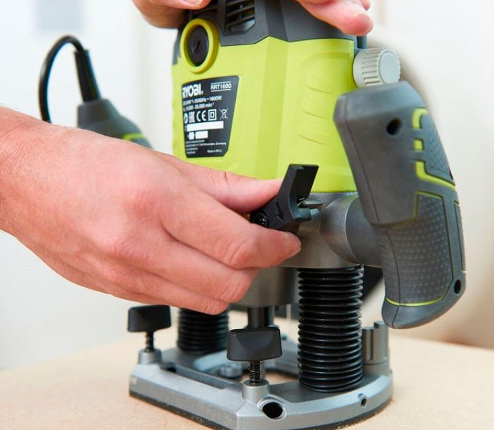 Фрезер RYOBI RRT1600P-K 1600вт photo 4