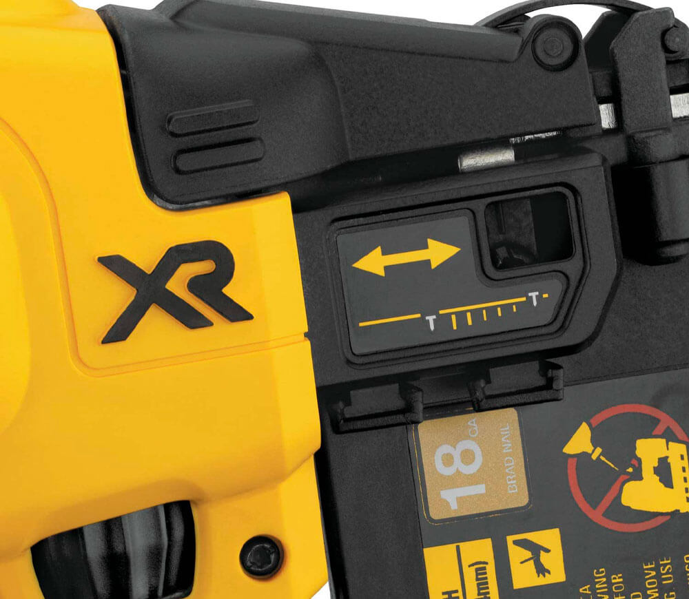 Гвоздезабиватель аккумуляторный (без аккумуляторов) DEWALT DCN680N-XJ 18В photo 5