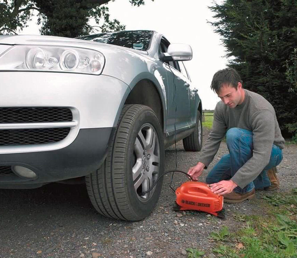 Автокомпрессор BLACK&DECKER ASI200 100вт 8.3бар 10л/мин photo 1