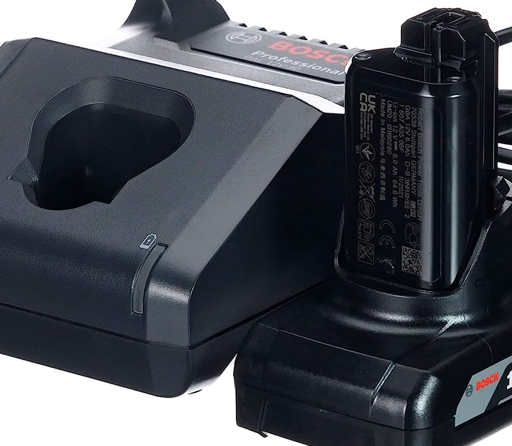 Комплект аккумуляторов и зарядного устройства BOSCH GAL 12V-40+2*GBA 6.0 Ah (1600A01B20) photo 2