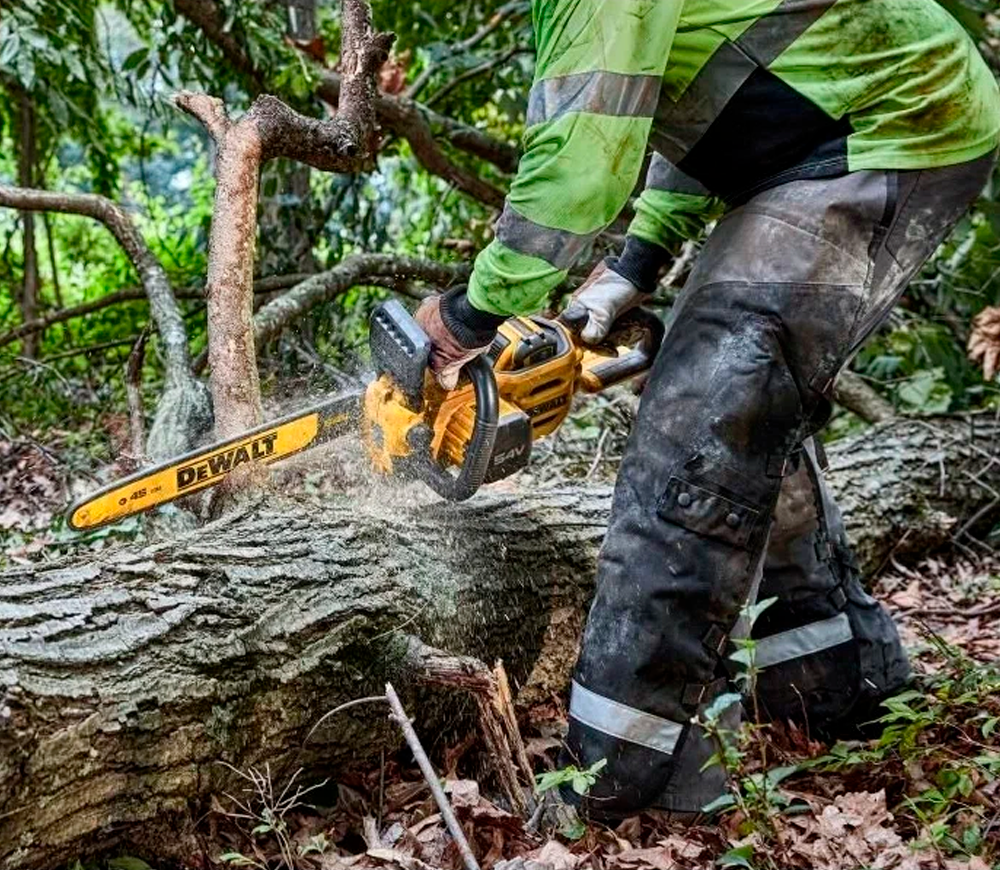 Цепная пила аккумуляторная Dewalt DCMCS574X1-QW 450мм 54В  9Ач photo 5