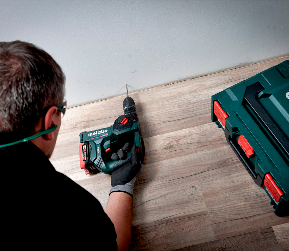 Перфоратор аккумуляторный (без аккумуляторов) METABO Power Maxx BH 12 BL 16 GAS 1.3Дж 12В photo 4