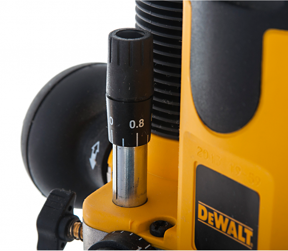 Mașină de frezat DEWALT DW621 1100w photo 2
