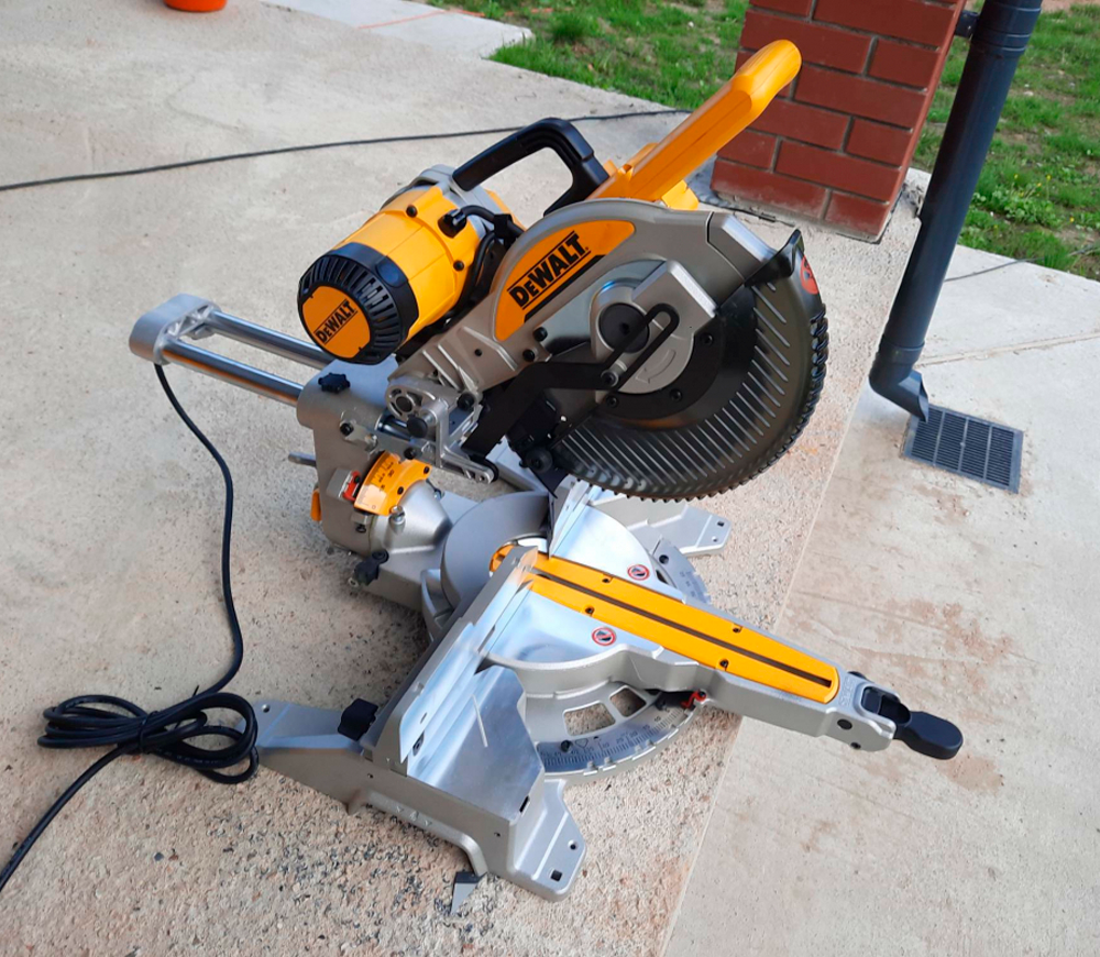 Торцовочная пила DEWALT DWS727 1675вт 250мм photo 5
