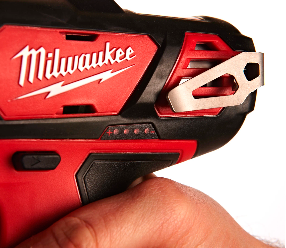 Mașină de înșurubat cu acumulator MILWAUKEE M12BDD-202C 4933441915 12V 2Ah photo 6