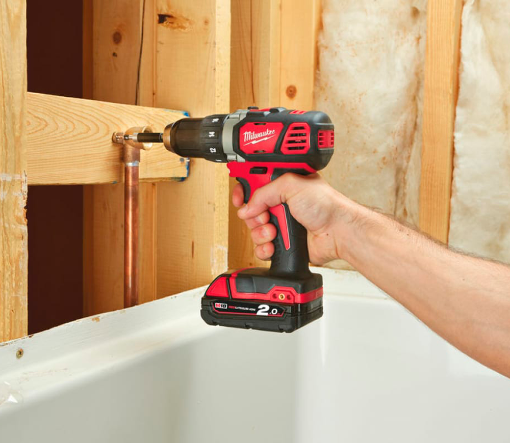 Mașină de înșurubat cu acumulator MILWAUKEE M18BDD-202C 18V 2Ah photo 3