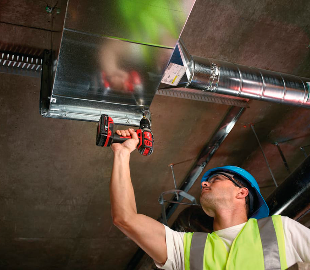 Mașină de înșurubat cu acumulator MILWAUKEE M18BDD-202C 18V 2Ah photo 4