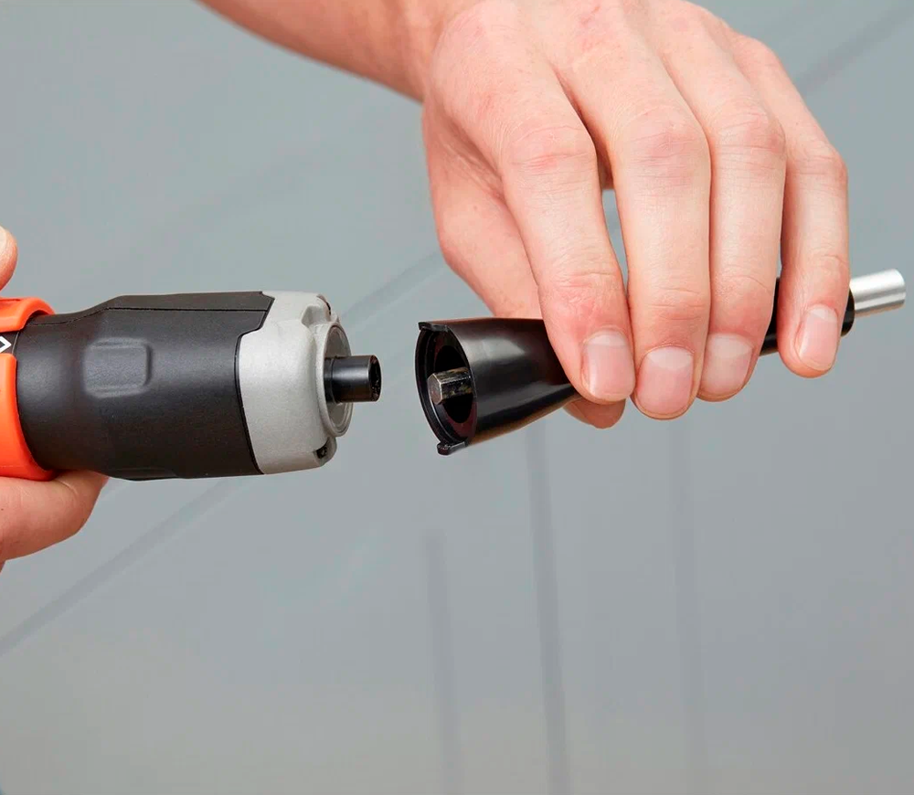 Șurubelniță cu acumulator BLACK&DECKER BCF601C 4.5V photo 0