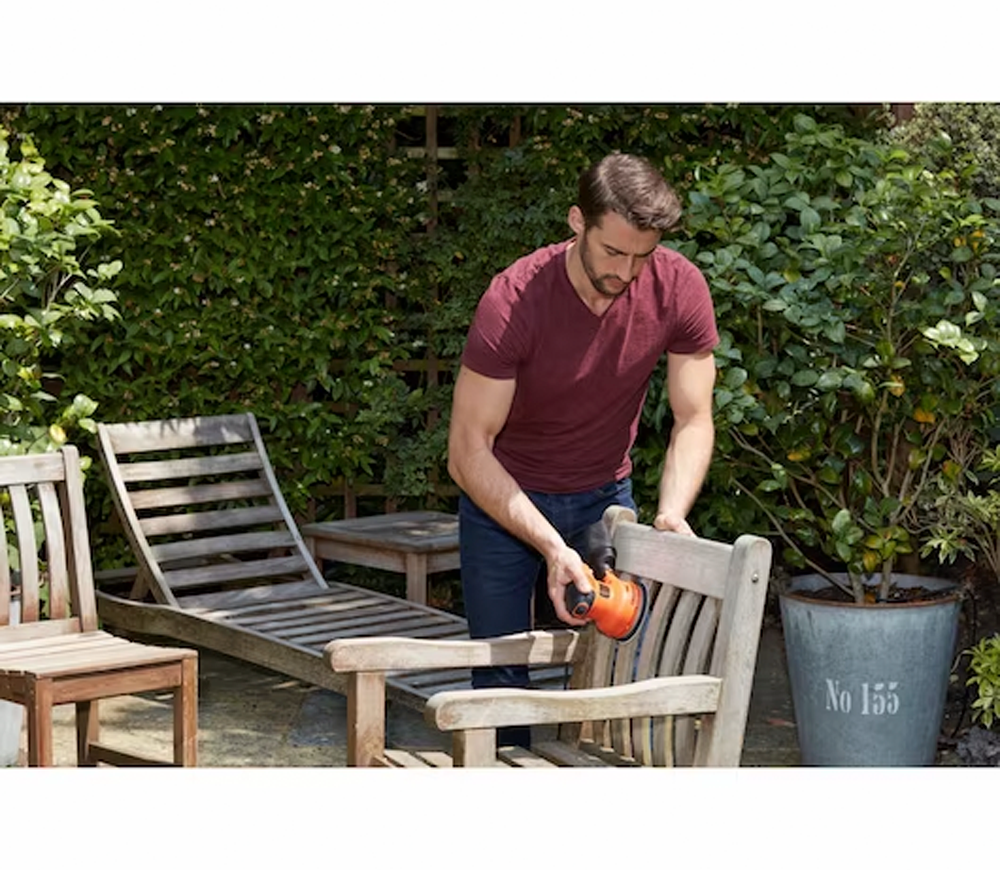 Шлифмашина эксцентриковая BLACK&DECKER BEW210 240вт 125мм photo 1