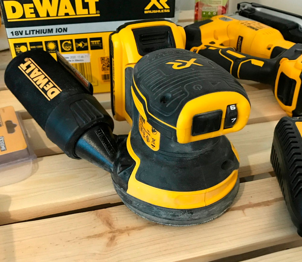 Шлифмашина эксцентриковая DEWALT DCW210N  125 photo 2