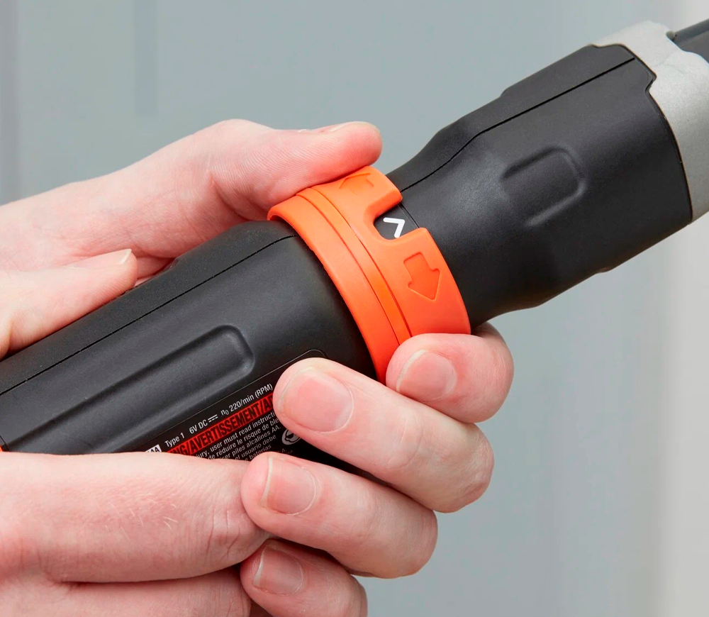 Șurubelniță cu acumulator BLACK&DECKER BCF601C 4.5V photo 2