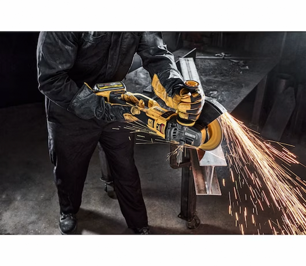 Угловая шлифмашина аккумуляторная (без аккумуляторов) DEWALT DCG460NK 230мм 54В photo 6