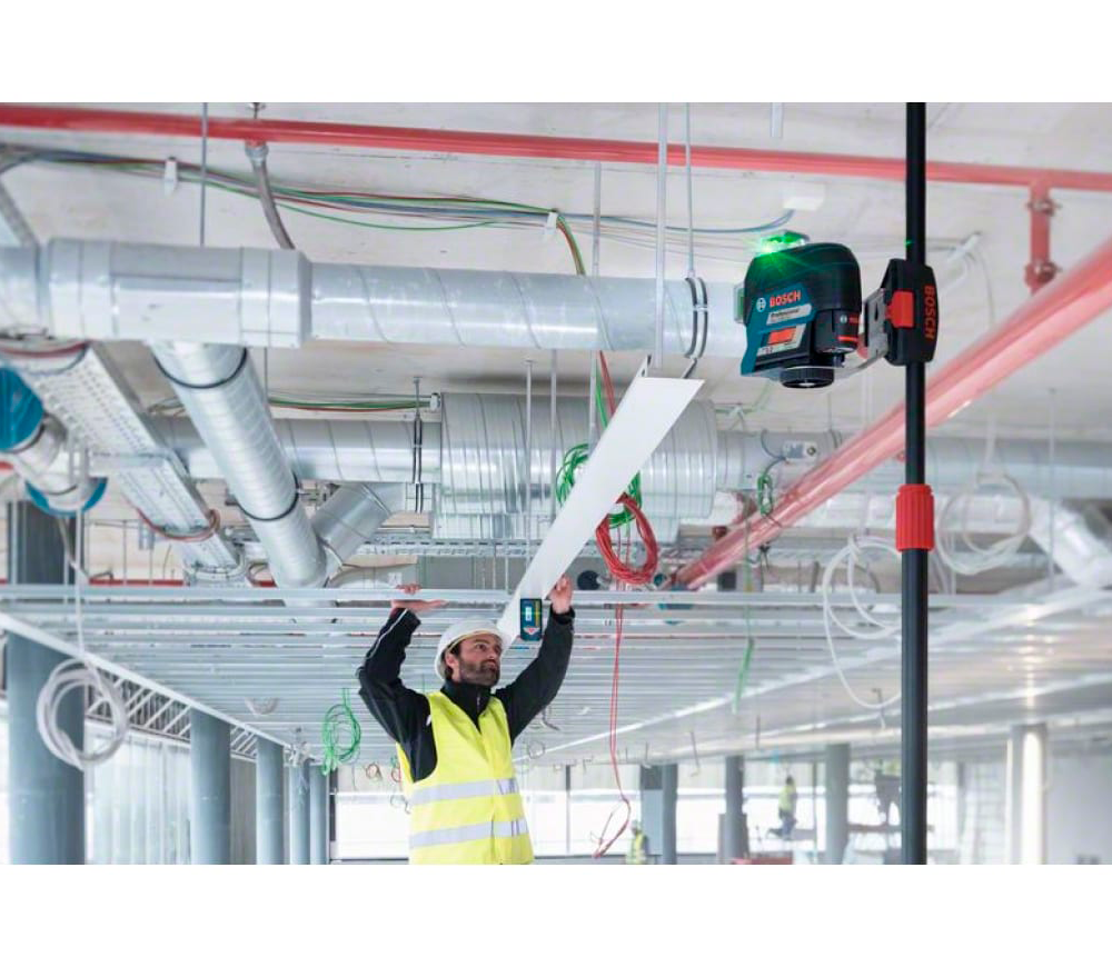 Лазерный уровень BOSCH GLL 3-80 CG 3луча 30m photo 3