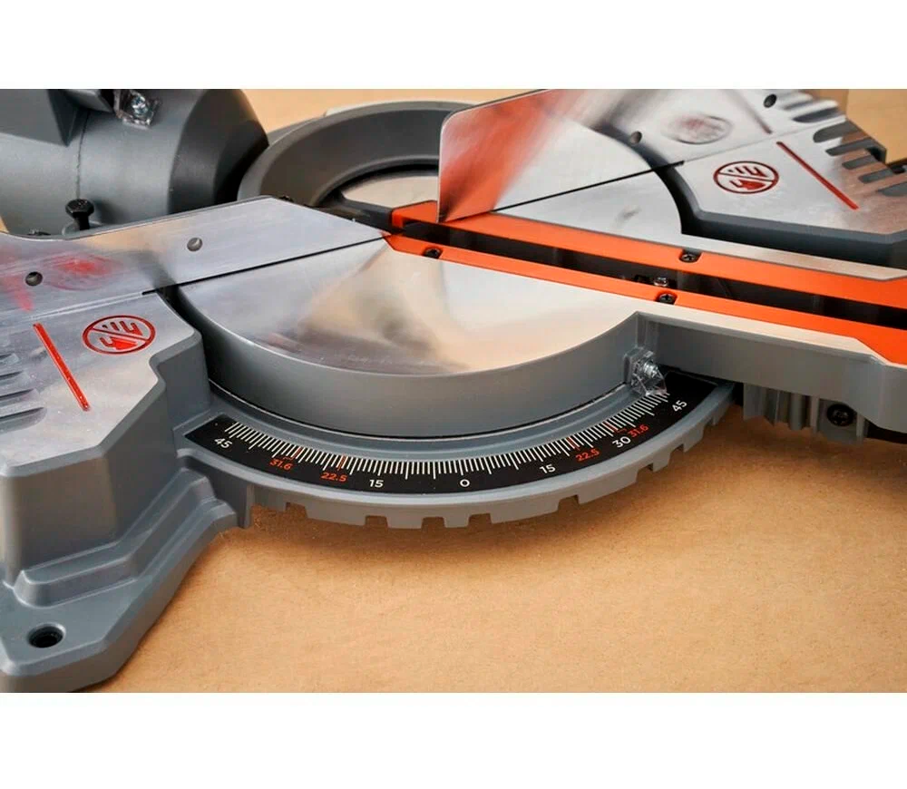 Торцовочная пила BLACK&DECKER BES700-QS 1600вт 216мм photo 3