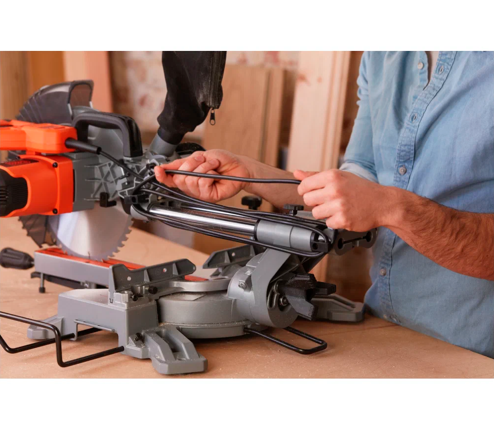 Торцовочная пила BLACK&DECKER BES710-QS 2100вт 254мм photo 4