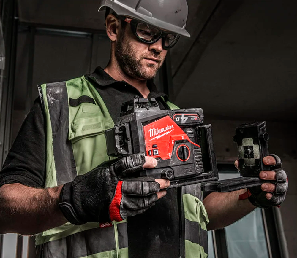 Лазерный уровень MILWAUKEE M12 3PL-401C 3луча 38m photo 4