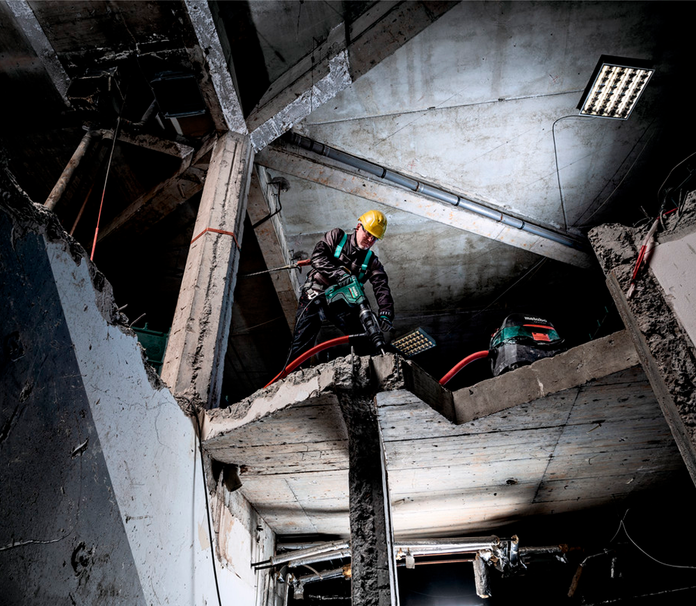 Отбойный молоток METABO MHEV 11 BL 1500вт 18Дж photo 1