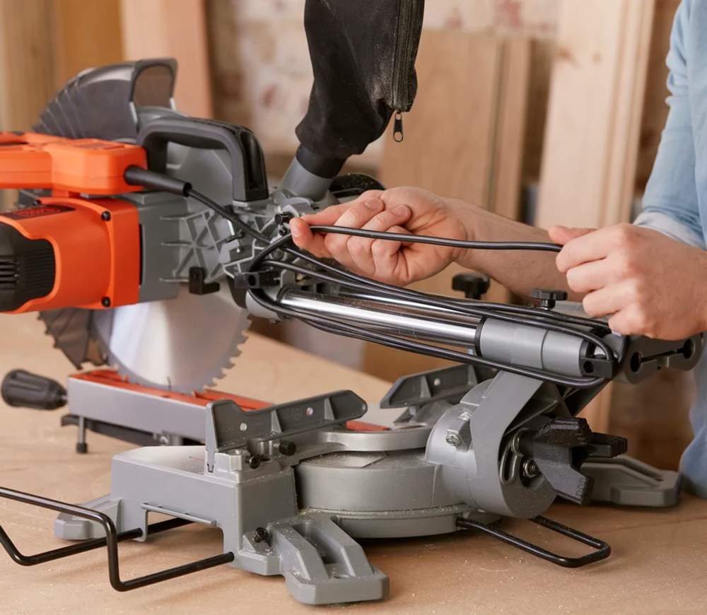 Fierăstrău  circular staționar BLACK&DECKER BES702-QS 1600w 216mm photo 1