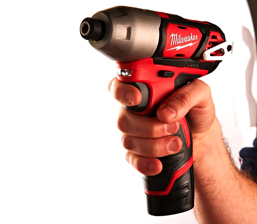 Șurubelnița cu acumulator MILWAUKEE M12 BID-202C 12V 2Ah photo 4