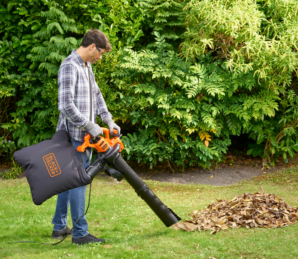 Воздуходувка электрическая BLACK&DECKER BEBLV260 2600вт 11700л/мин photo 2