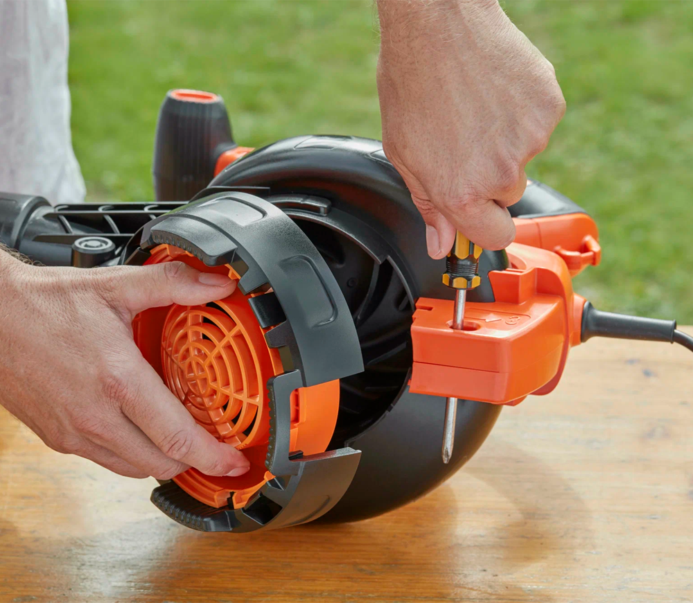 Воздуходувка электрическая BLACK&DECKER BEBLV300-QS 3000вт 15000л/мин photo 5