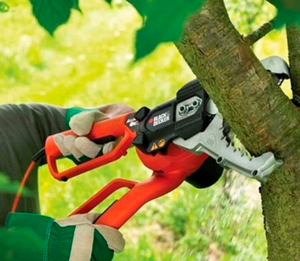 Цепная пила аккумуляторная BLACK&DECKER GKC1000L 100мм 18В 2Ач photo 4