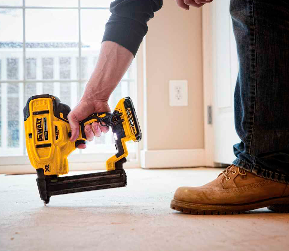 Степлер аккумуляторный DEWALT DCN681D2-QW 240уд/мин 18В 2Ач photo 8