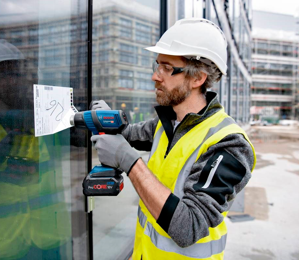 Suflantă de aer cald cu acum. (fără bat) BOSCH GHG 18V-50 500°C photo 3