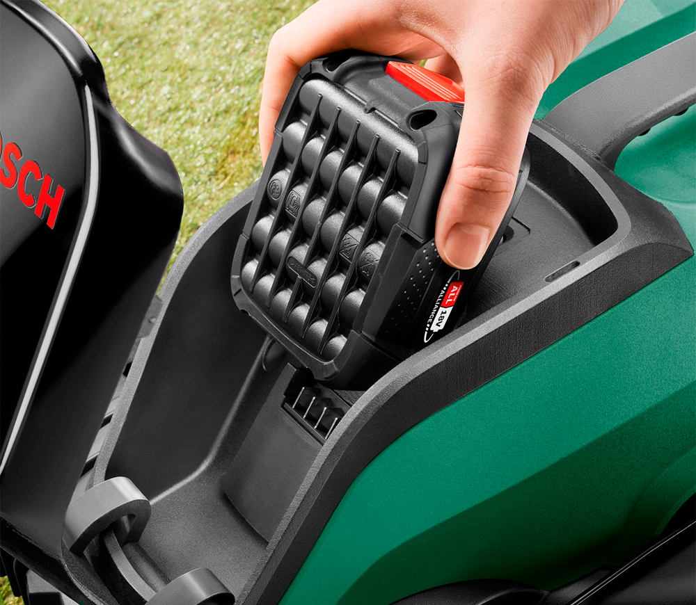Газонокосилка аккумуляторная BOSCH CityMower 18V-32-300 320мм 18В 4Ач photo 0