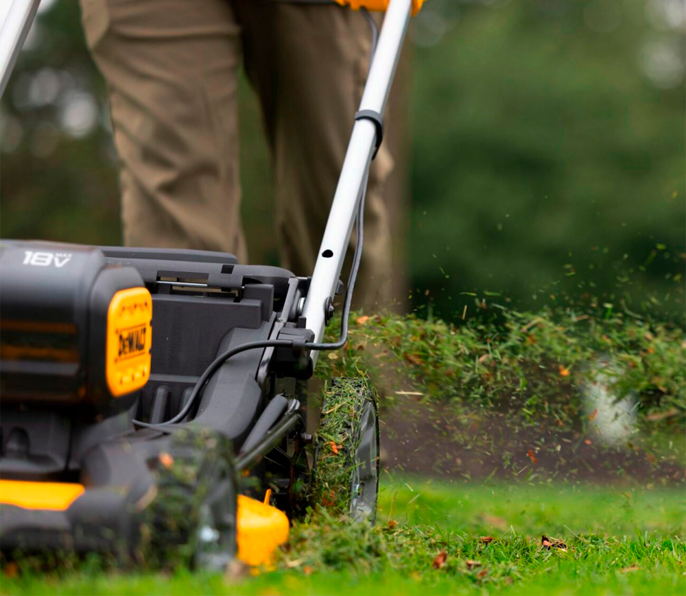 Газонокосилка аккумуляторная DEWALT DCMWSP156W2-QW 530мм 2x18В 8Ач photo 2