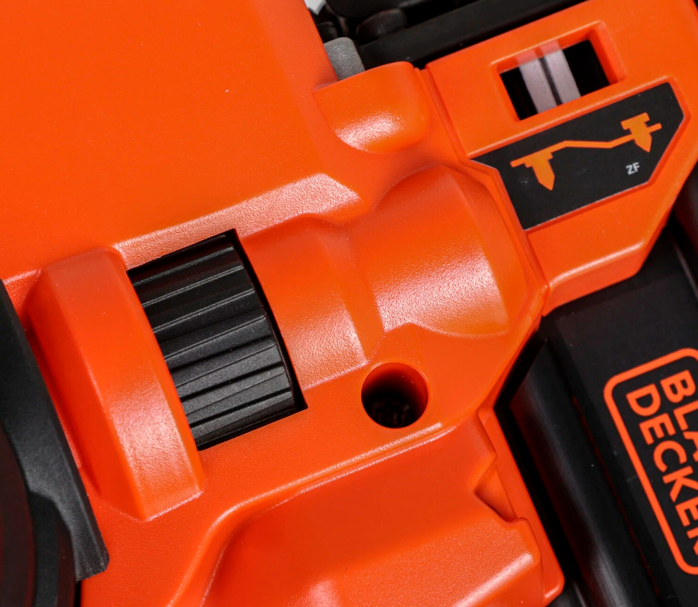 Нейлер аккумуляторный BLACK&DECKER BCNG01D1 60уд/мин 18В 2Ач photo 6