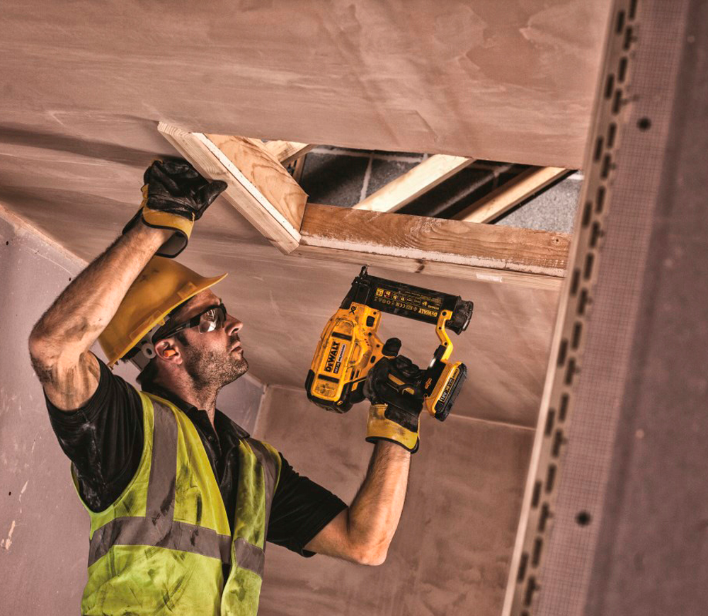 Степлер аккумуляторный DEWALT DCN680D2-QW 240уд/мин 18В 2Ач photo 6