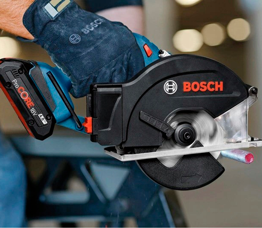Дисковая пила аккумуляторная BOSCH GKM 18V-50 136мм 18В 5Ач photo 0