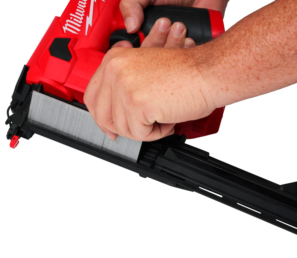 Степлер аккумуляторный MILWAUKEE M12 FCN18GS-202X 120уд/мин 12В 2Ач photo 2